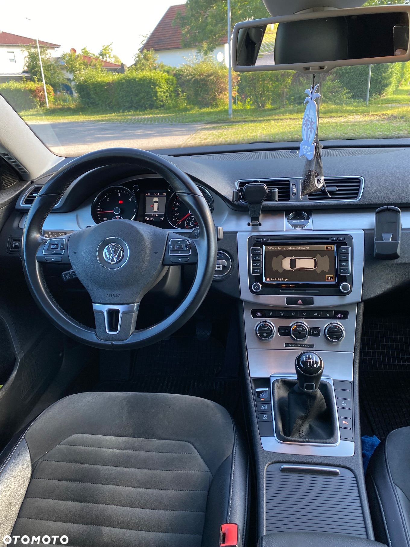 Volkswagen Passat - 8