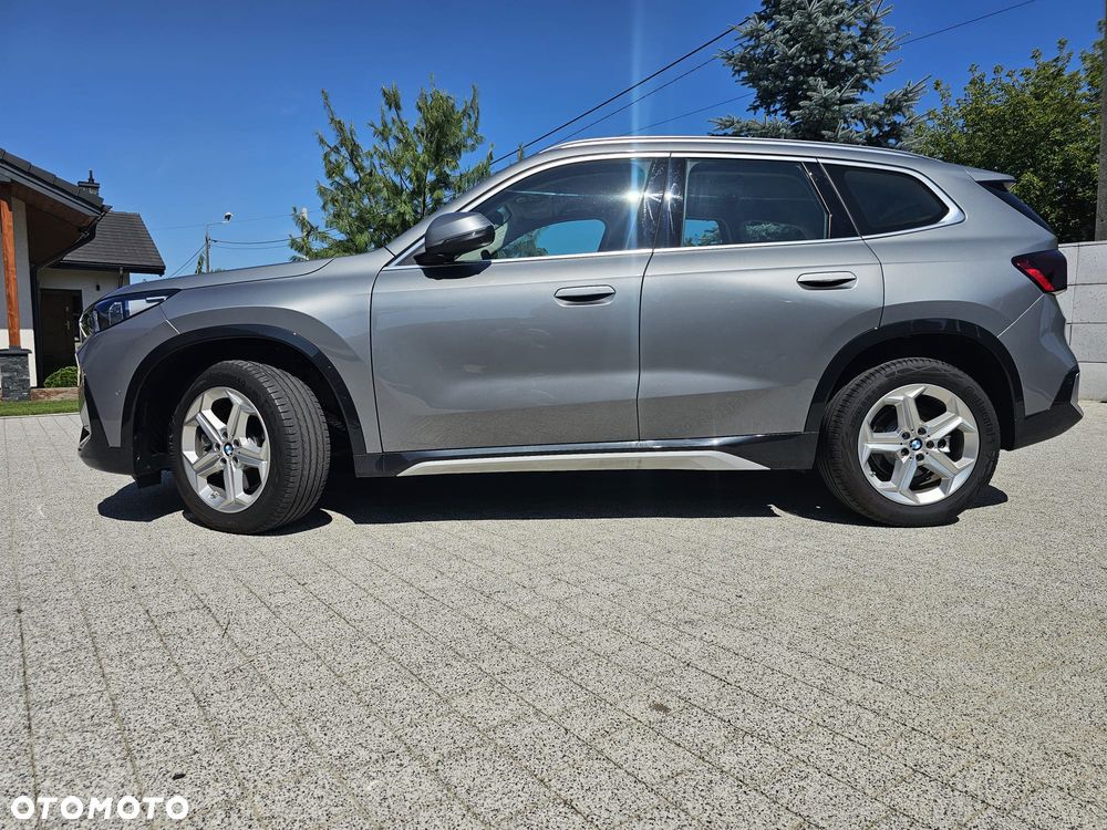 BMW X1 xDrive23i mHEV xLine - 3