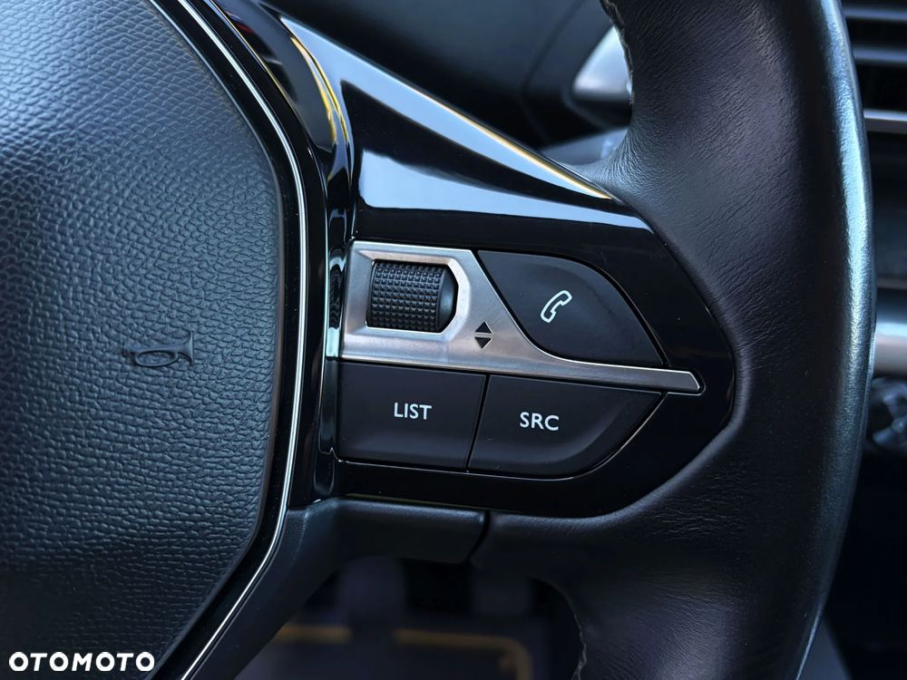 Peugeot 3008 BlueHDi 120 Stop & Start EAT6 Allure - 25