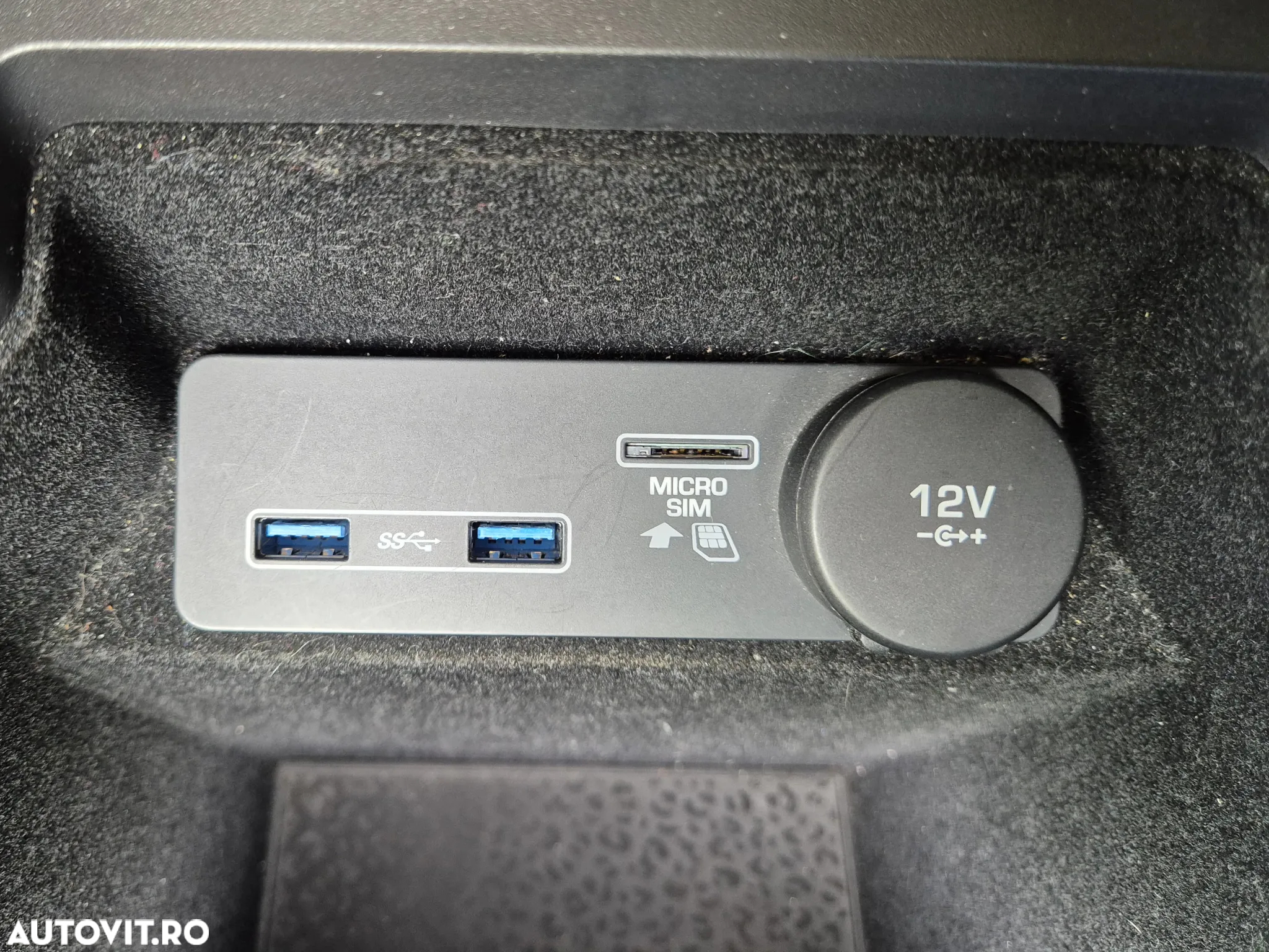 Jaguar E-Pace D150 AWD SE - 26