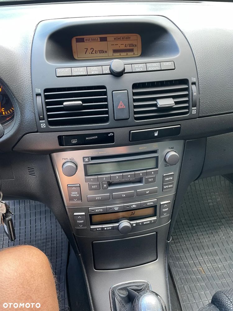 Toyota Avensis 2.0 VVT-i Sol plus - 9