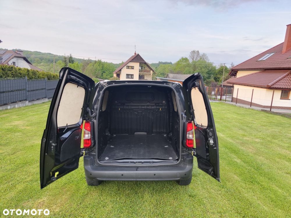 Toyota Proace City - 17