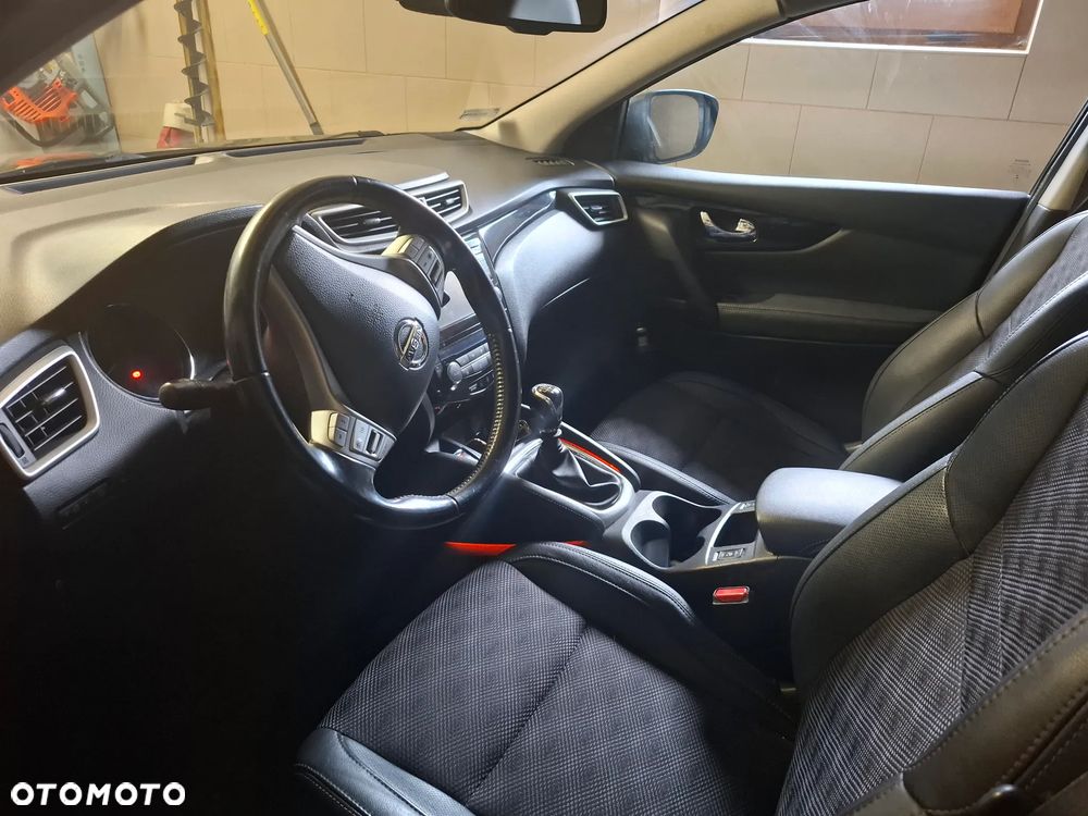 Nissan Qashqai 1.6 dCi Tekna - 4