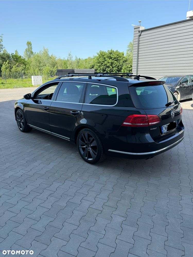Volkswagen Passat 2.0 TDI Highline - 9