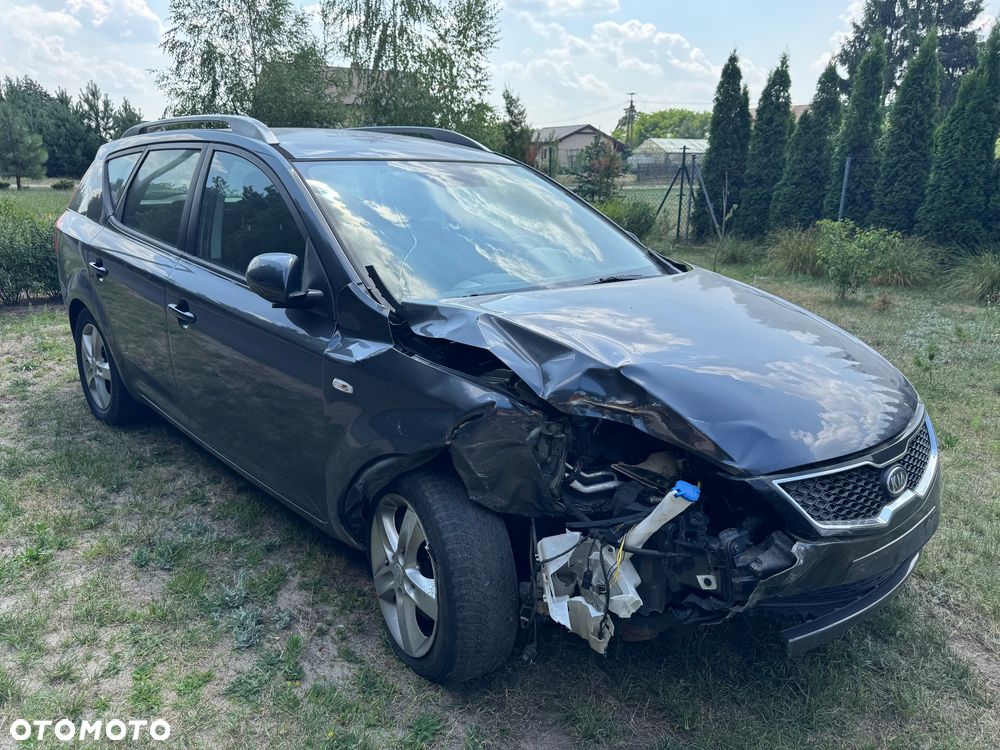 Kia Ceed 1.6 CRDi 90 Spirit - 3