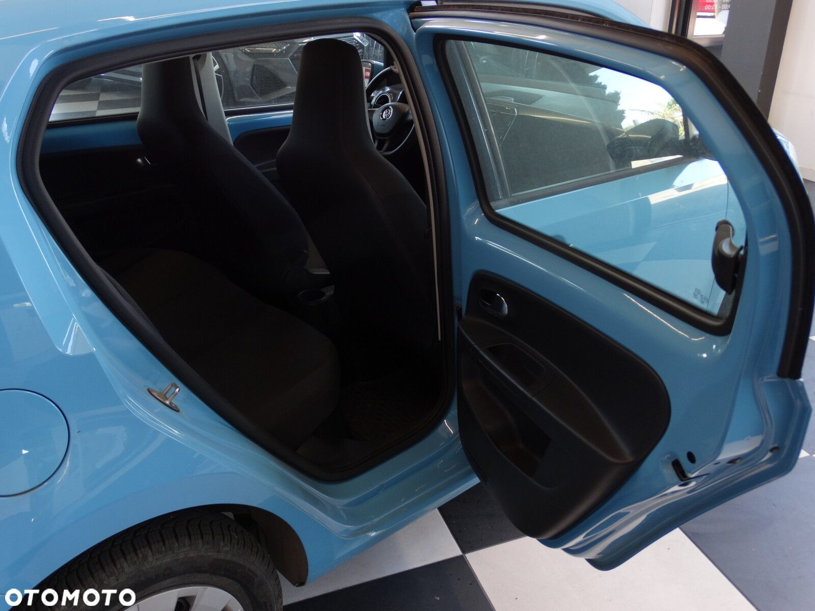Volkswagen up! - 17