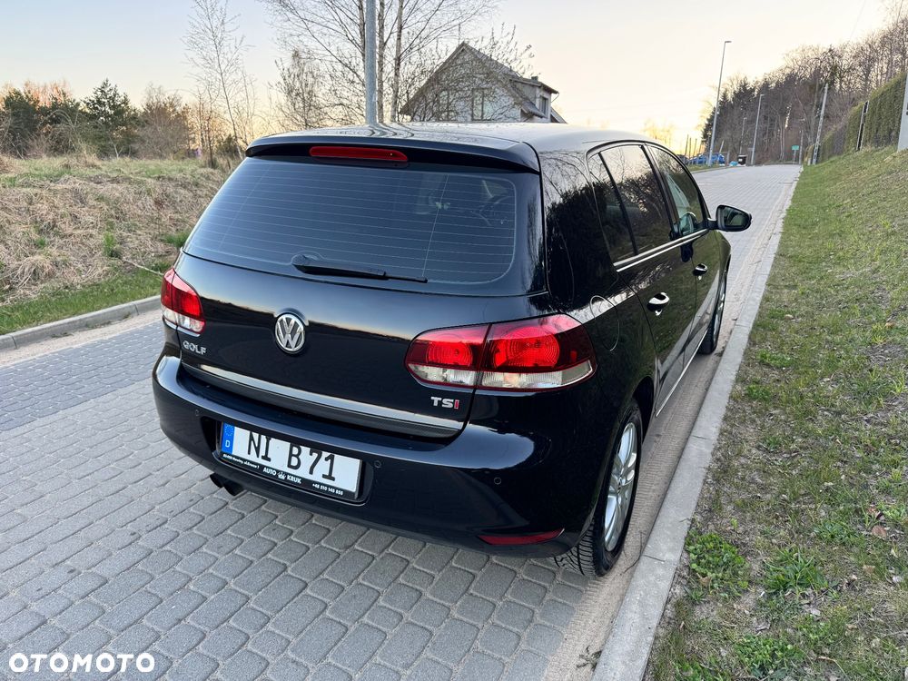 Volkswagen Golf - 4