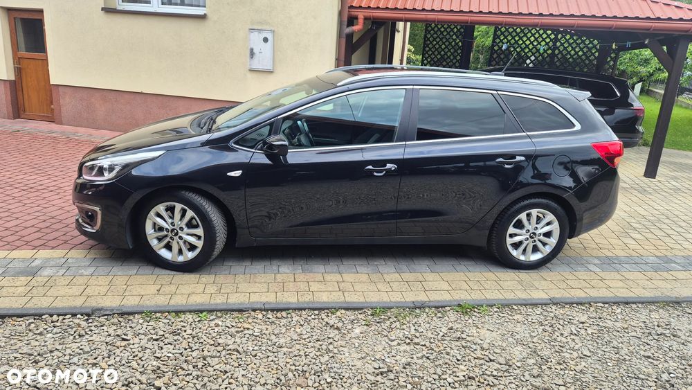 Kia Ceed 1.0 T-GDI ISG Dream-Team Edition - 9
