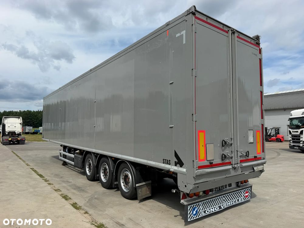Stas Ruchoma podłoga 94m3 Podłoga 10 mm 2018 rok - 4
