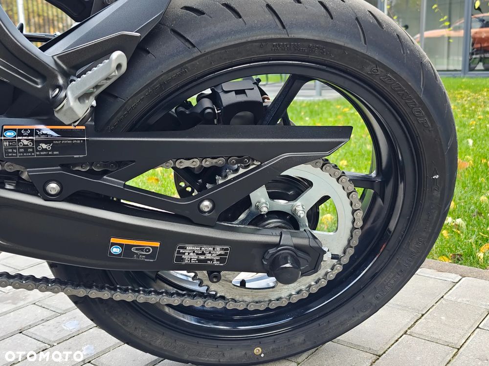 Kawasaki ZX - 11