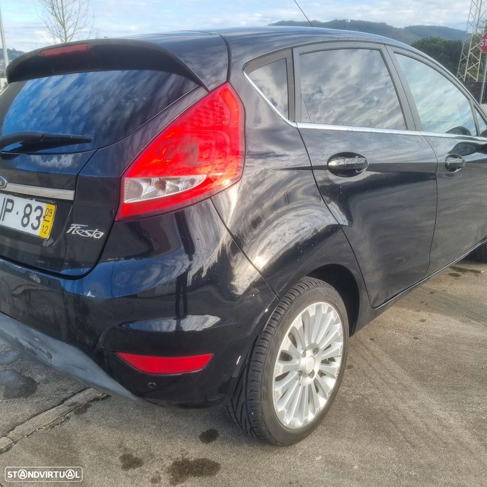 Ford Fiesta 1.4 TDCI Titanium - 4