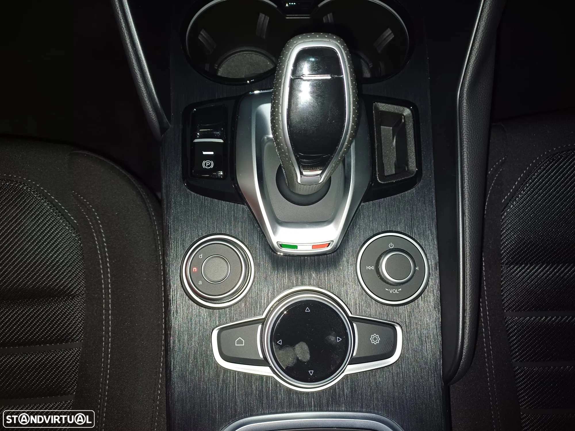 Alfa Romeo Giulia 2.2 D Super AT8 - 11