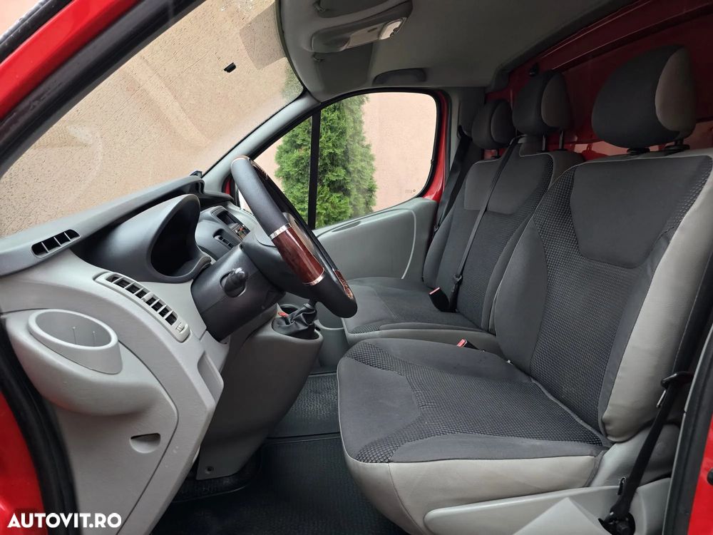Opel Vivaro - 20