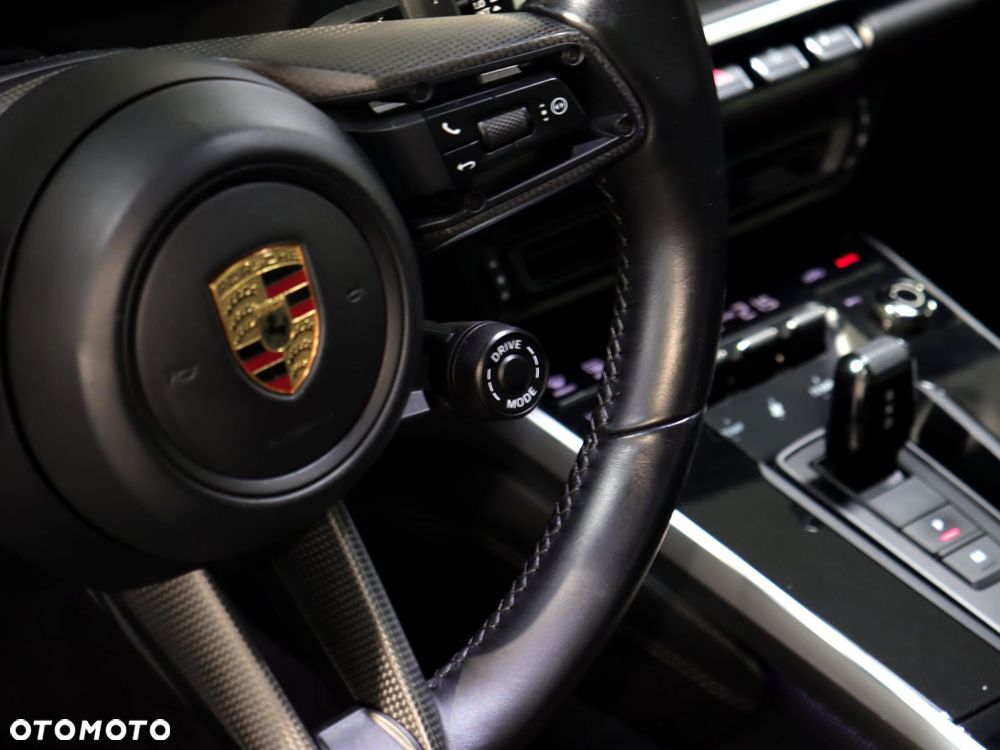 Porsche 911 Turbo S - 18