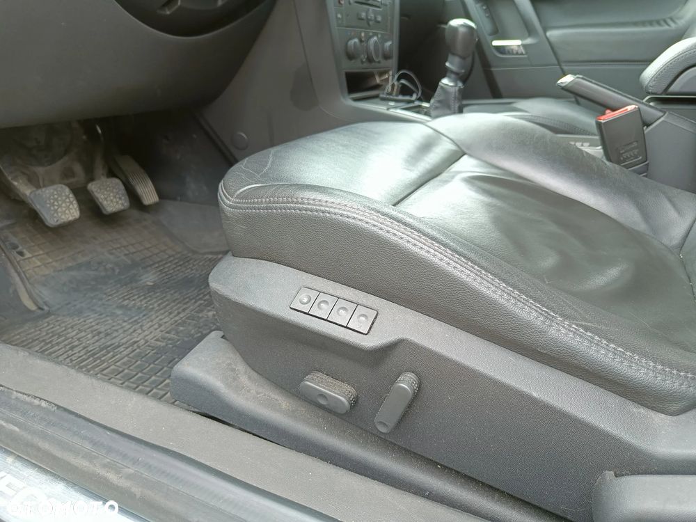 Opel Vectra 1.9 CDTI DPF Cosmo Plus - 24