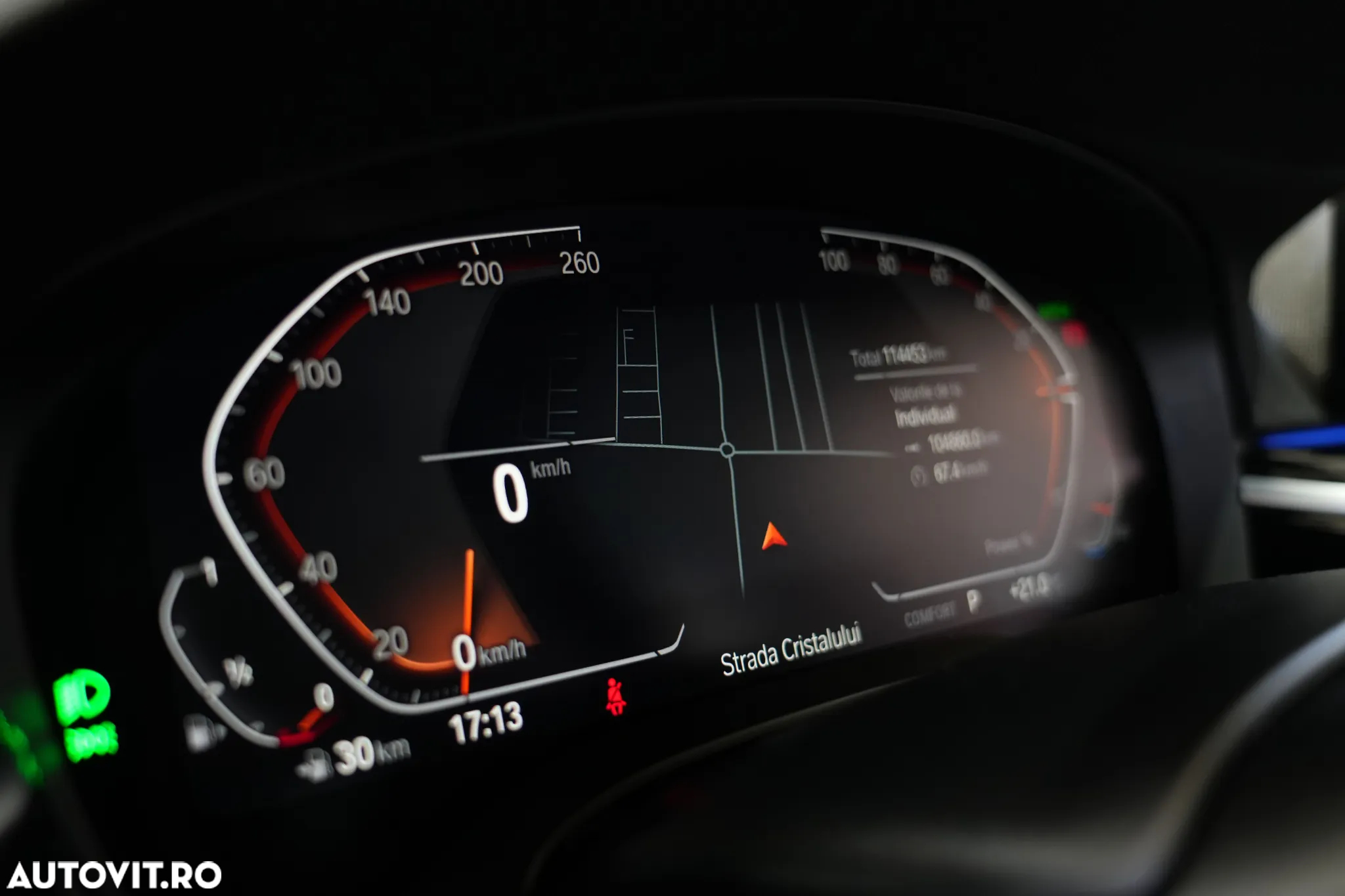 BMW Seria 5 520i Aut. Luxury Line - 12