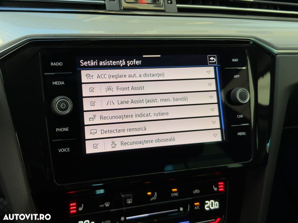 Volkswagen Passat 2.0 TDI SCR DSG Business - 38