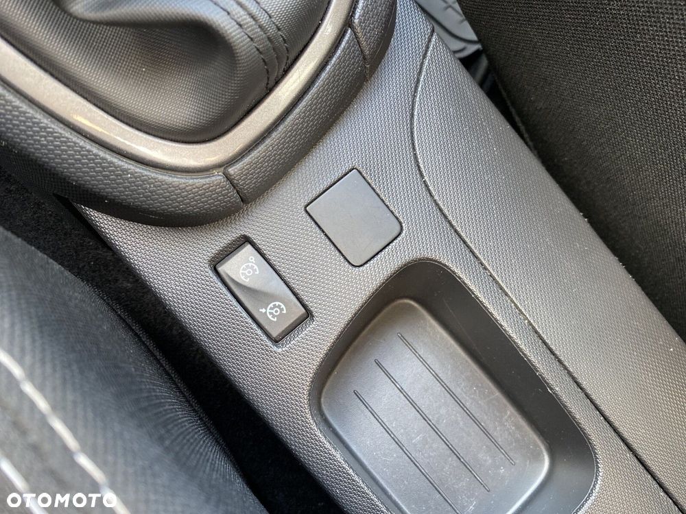 Renault Clio - 27
