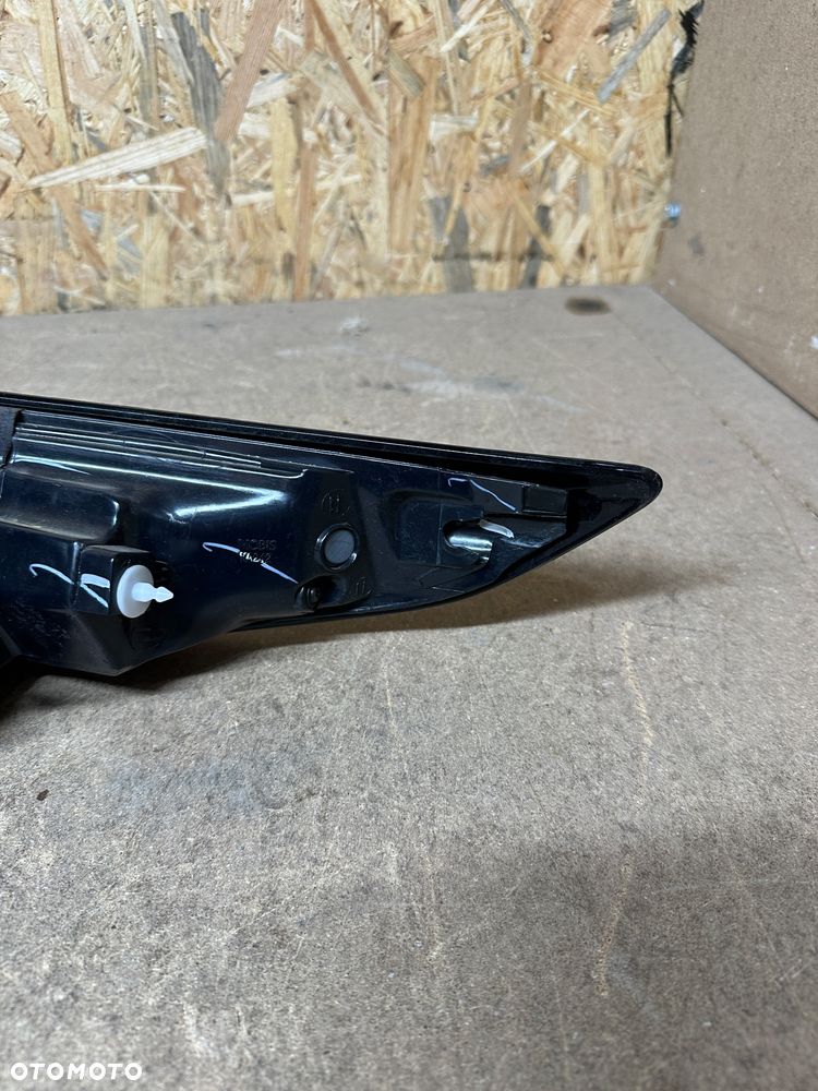MAZDA CX-30 LAMPA TYŁ LEWA LED RDM92400010 - 10