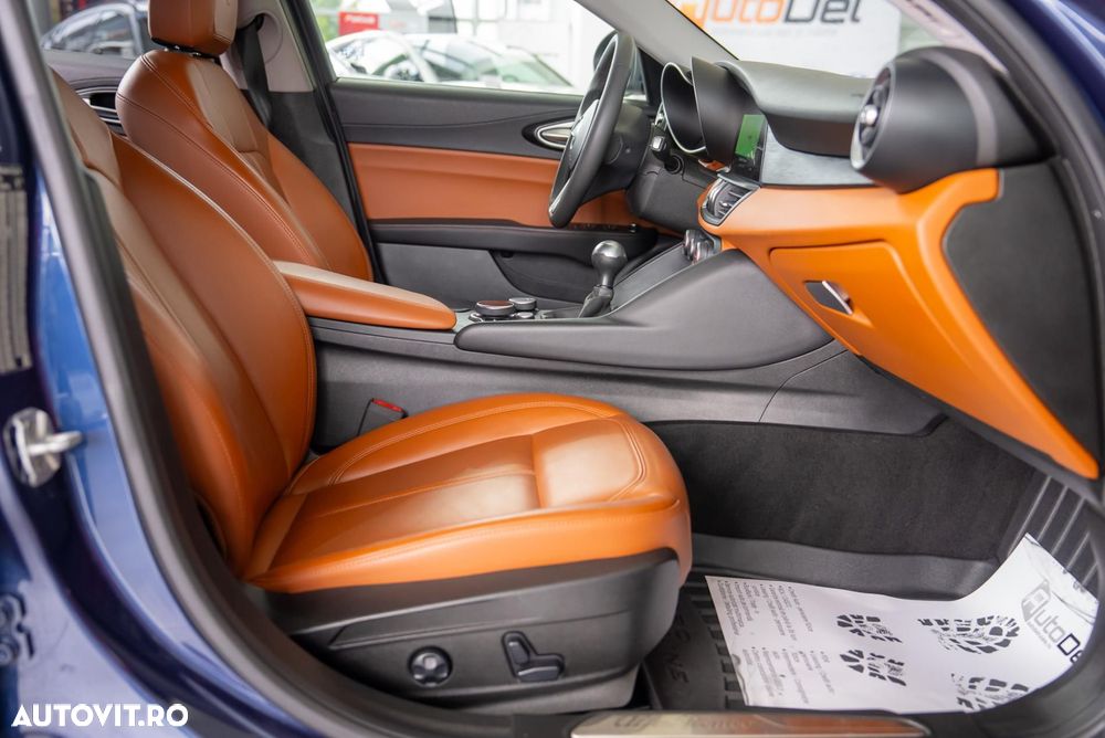 Alfa Romeo Giulia 2.2 - 14