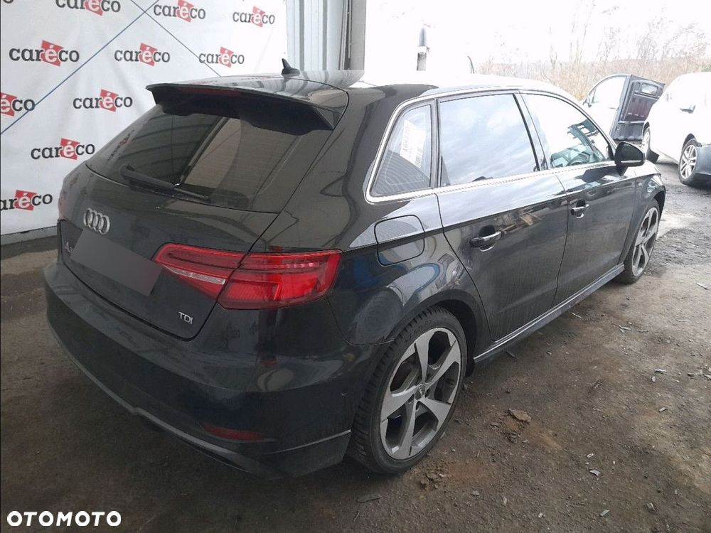 Audi A3 Sportback 2.0 TDI Ambiente S tronic - 5