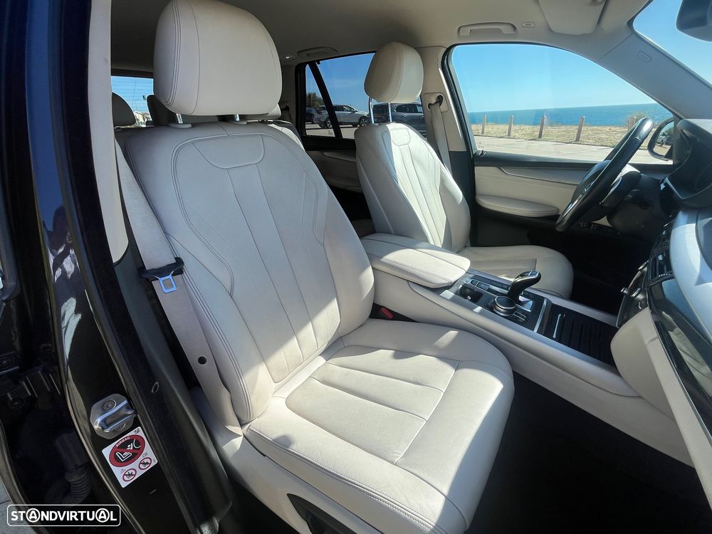 BMW X5 25 d sDrive Comfort 7L - 13