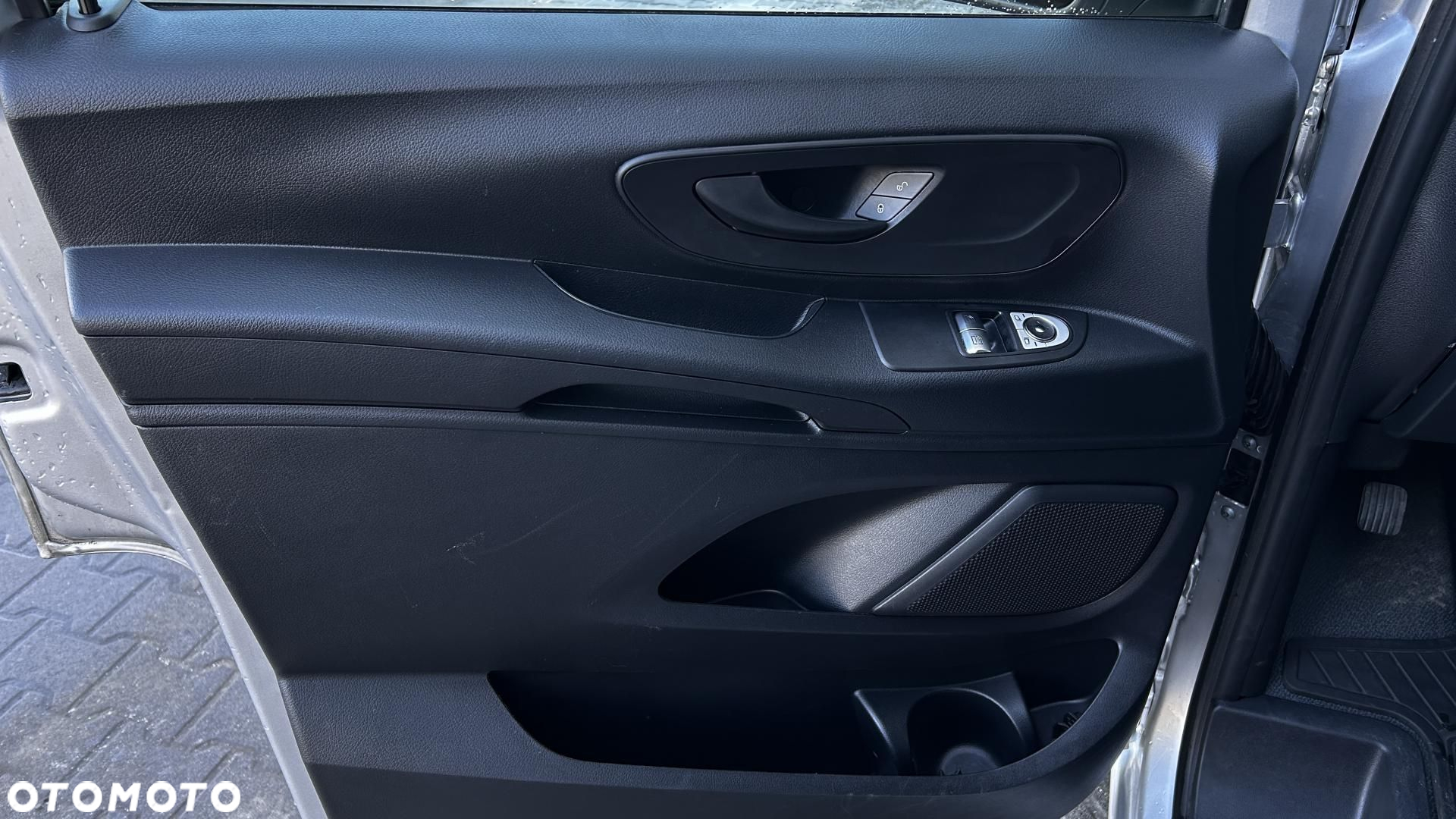Mercedes-Benz Vito - 10
