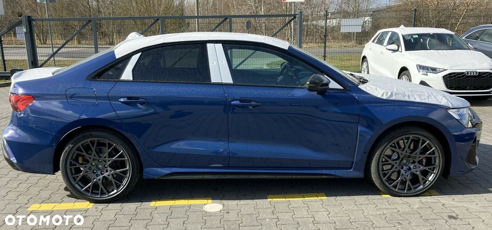 Audi RS3 Limousine - 9