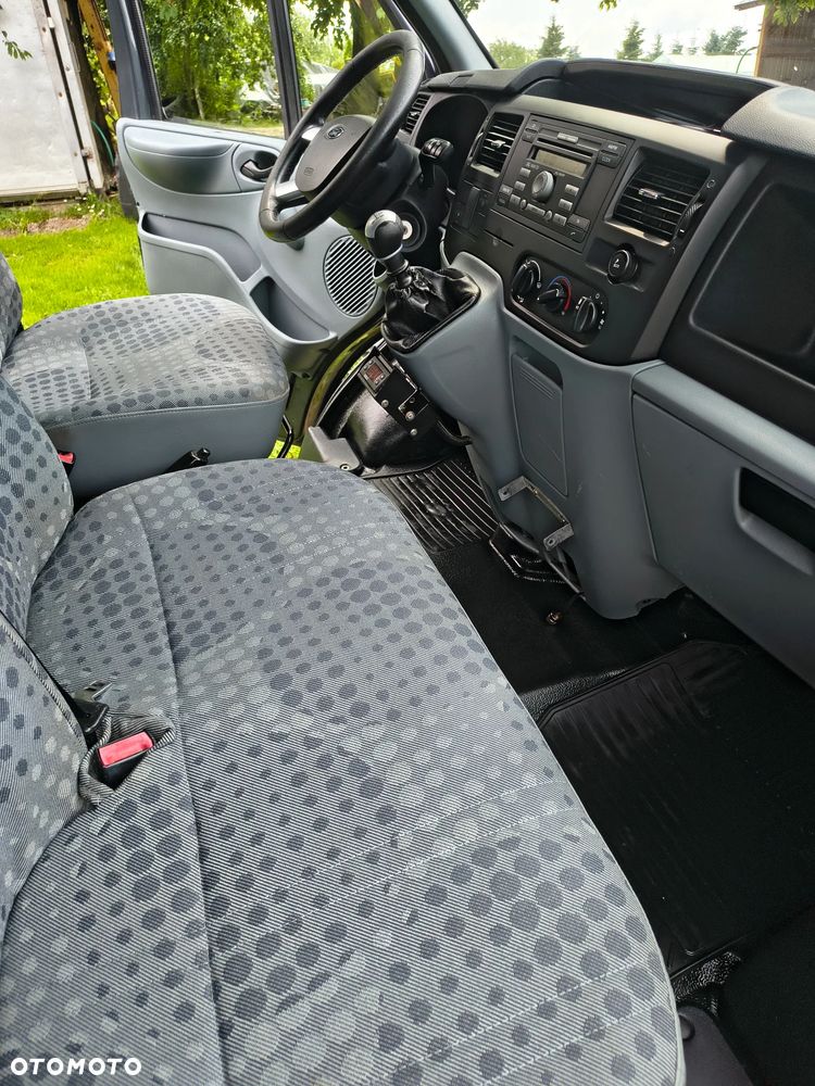 Ford Transit - 7