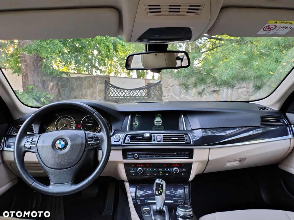 BMW Seria 5 518d Luxury Line - 9