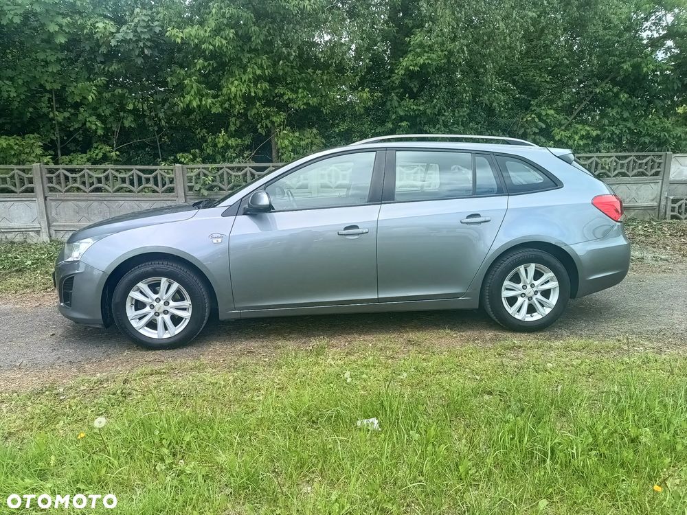 Chevrolet Cruze 1.6 LT+ - 2