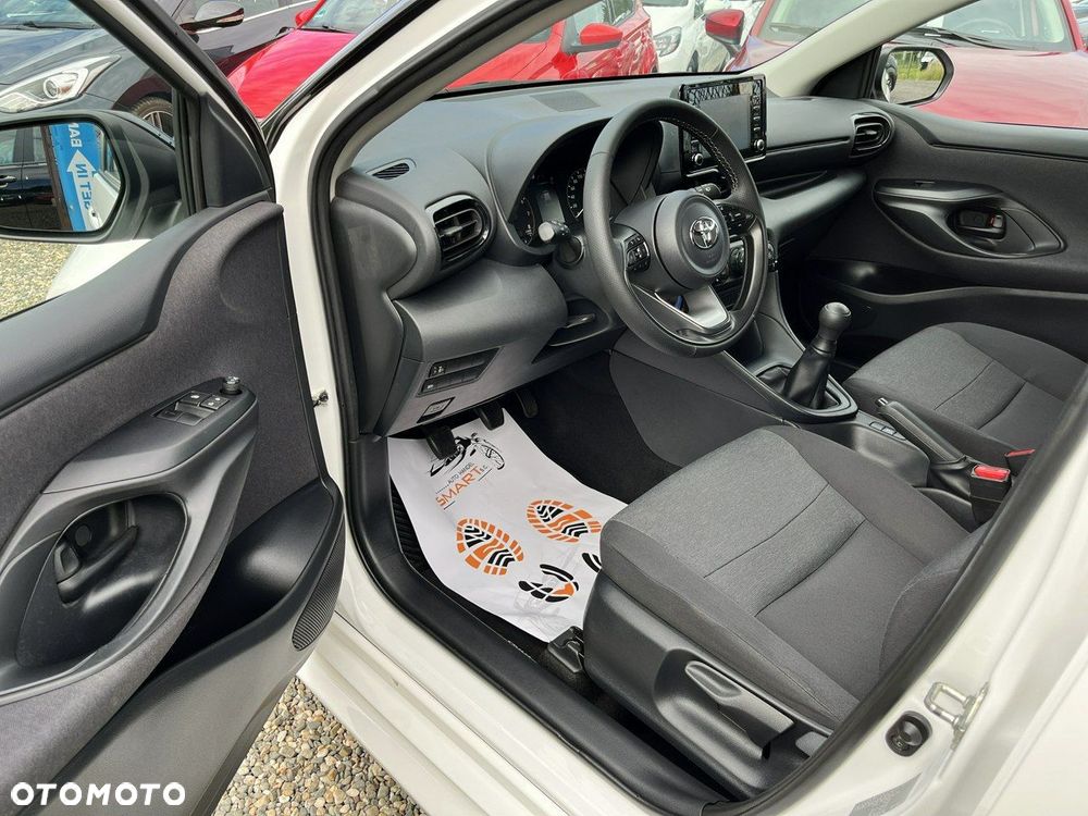 Toyota Yaris - 8