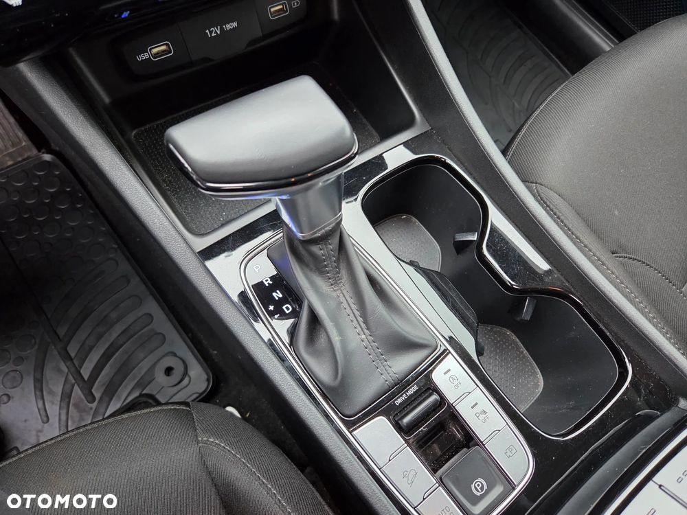 Hyundai Tucson blue 1.6 CRDi 2WD DCT Premium - 23