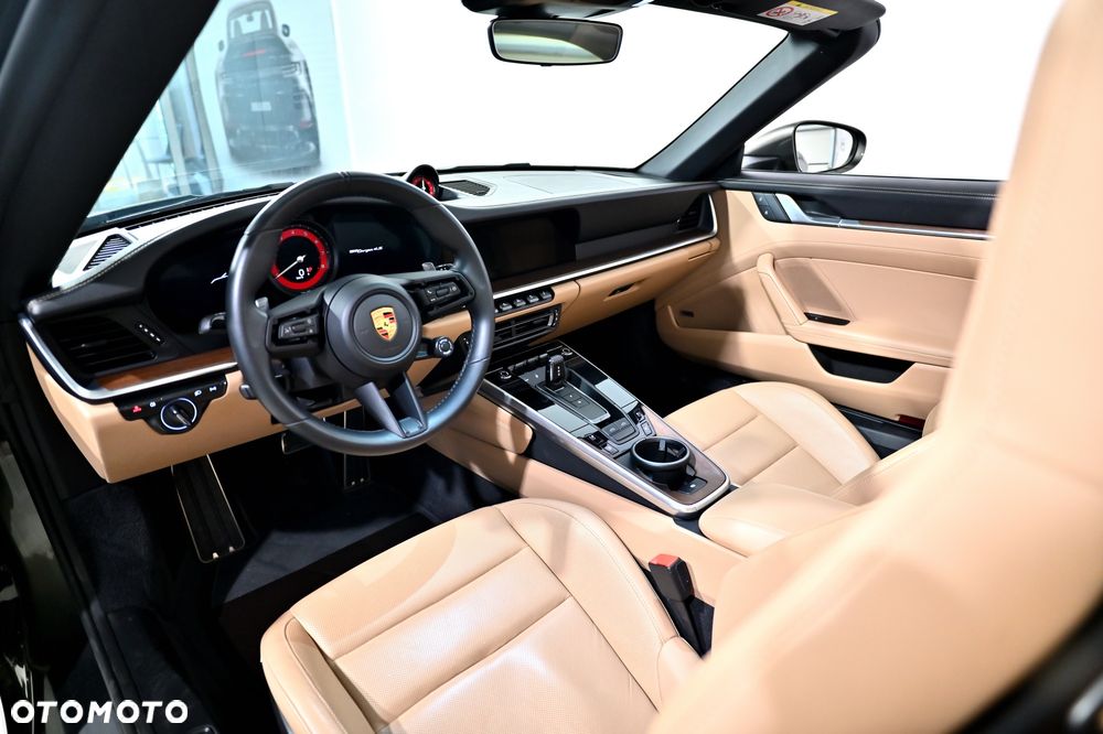 Porsche 911 Targa 4S - 10