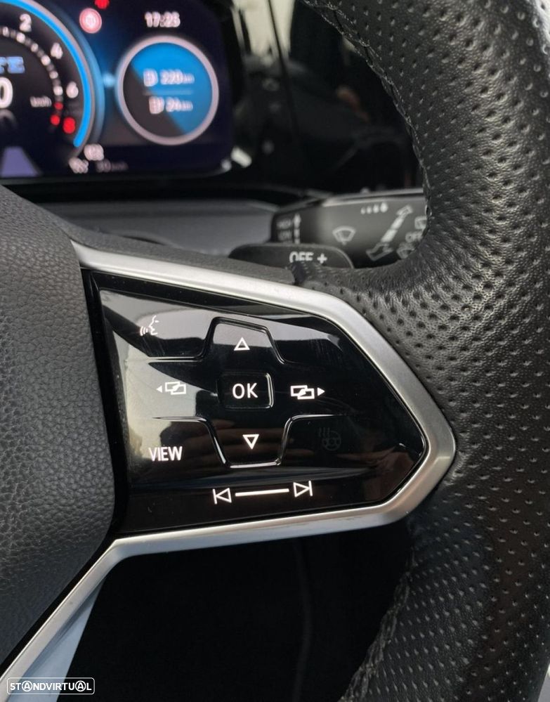 VW Golf 1.4 TSI GTE+ DSG - 18