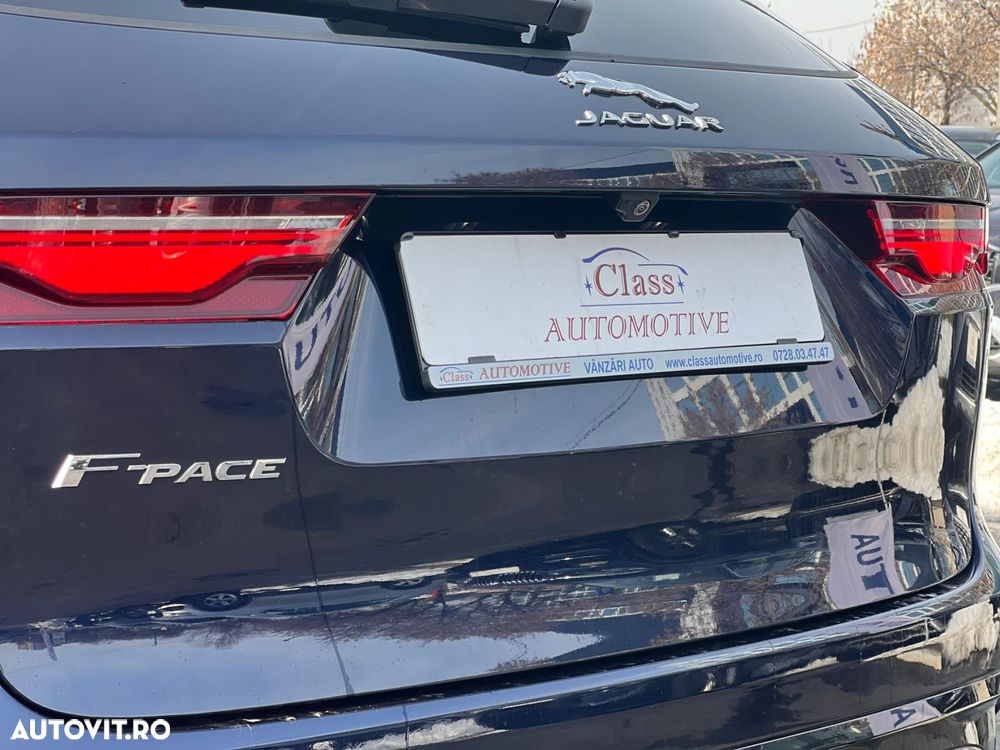 Jaguar F-Pace - 21