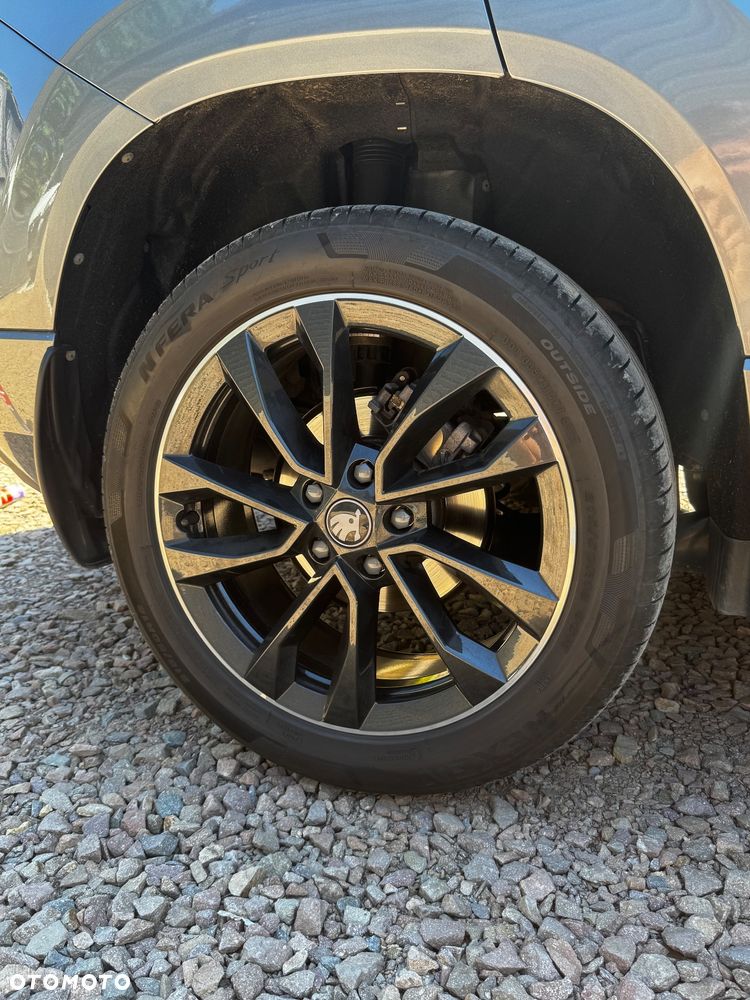 Skoda Karoq 1.5 TSI ACT Sportline DSG - 25