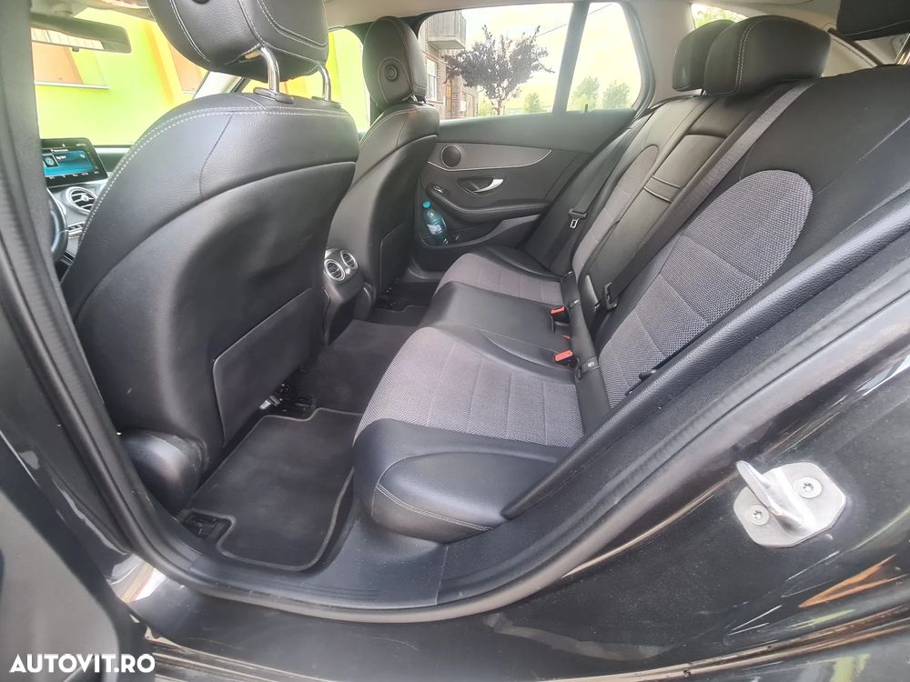 Mercedes-Benz C 220 d 9G-TRONIC - 29