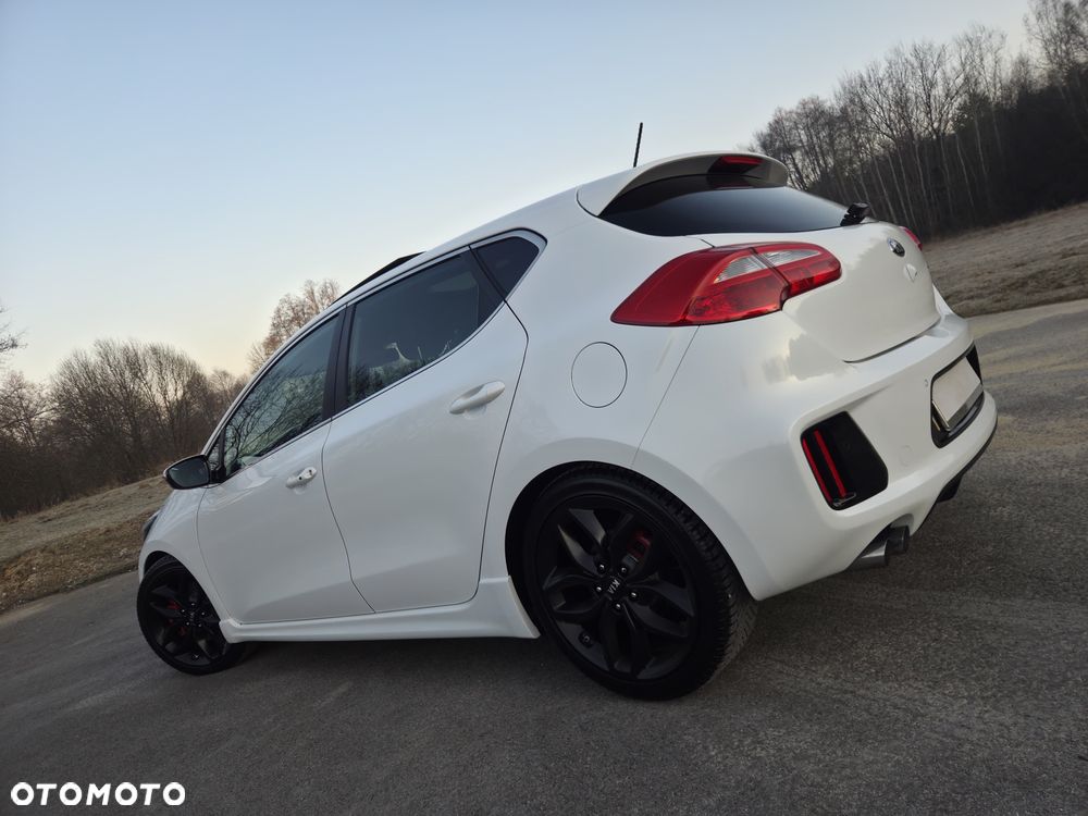 Kia Ceed 1.6 T-GDI GT-Challenge - 8