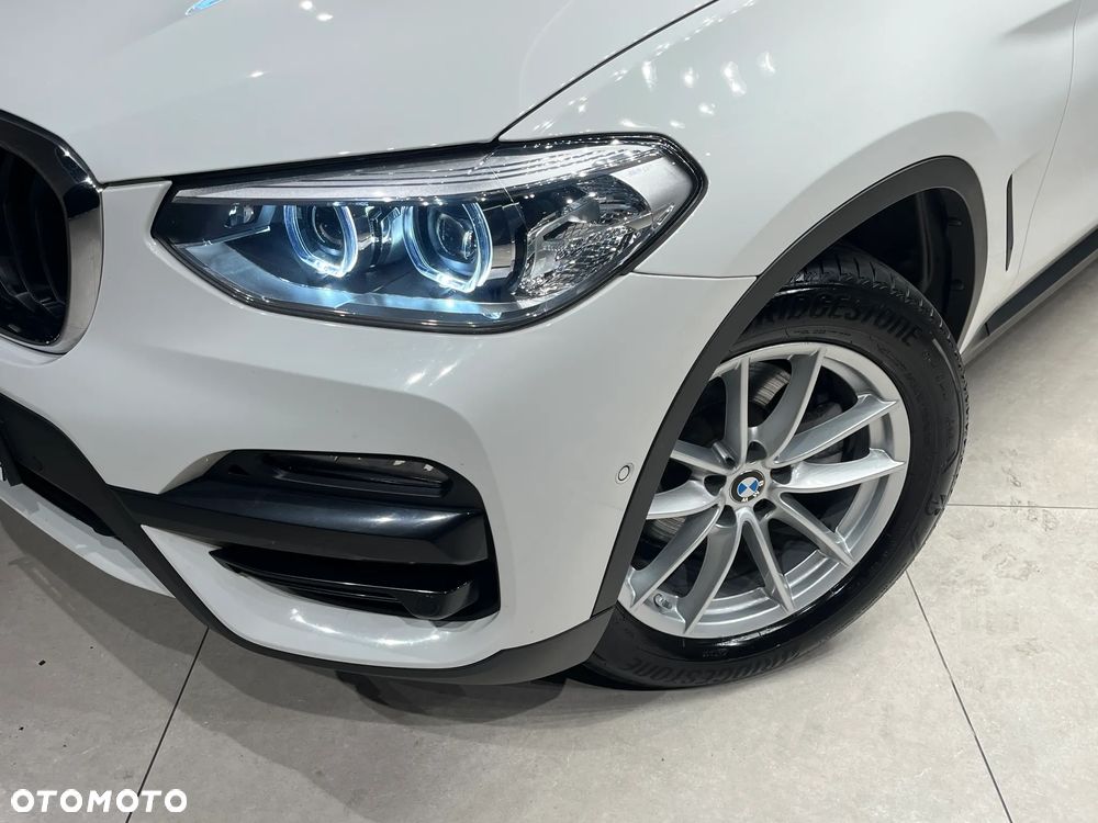 BMW X3 xDrive20d Advantage - 14