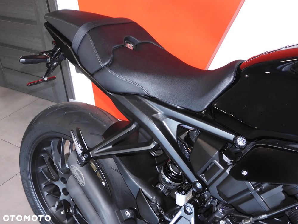 Honda CB - 16