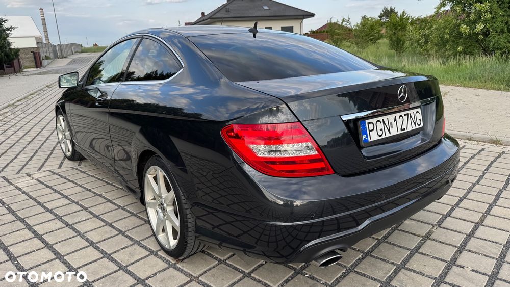 Mercedes-Benz Klasa C 180 BlueEFFICIENCY - 11