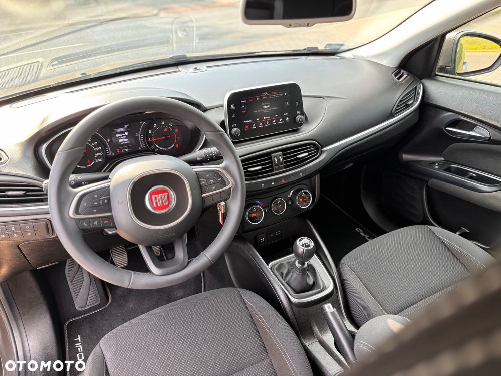 Fiat Tipo 1.4 16v Lounge EU6d - 23