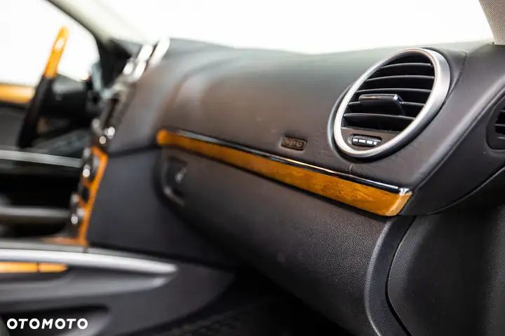 Mercedes-Benz GL 500 4Matic 7G-TRONIC - 23