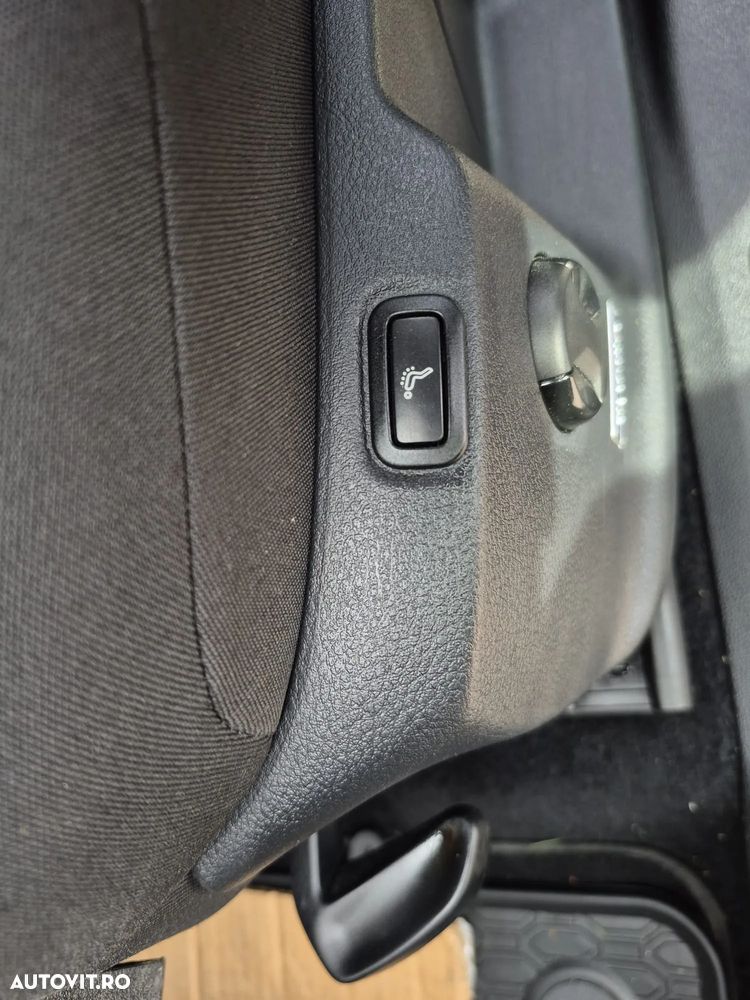 Volkswagen Touran 2.0 TDI SCR (BlueMotion Technology) DSG Highline - 13
