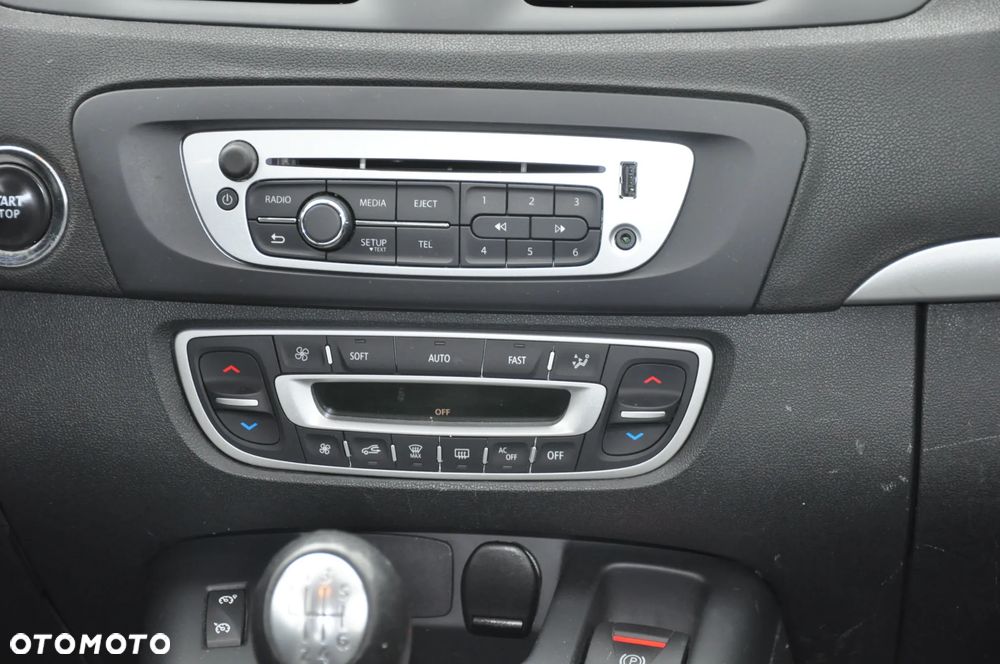 Renault Scenic 1.5 dCi Energy Life EU6 - 28