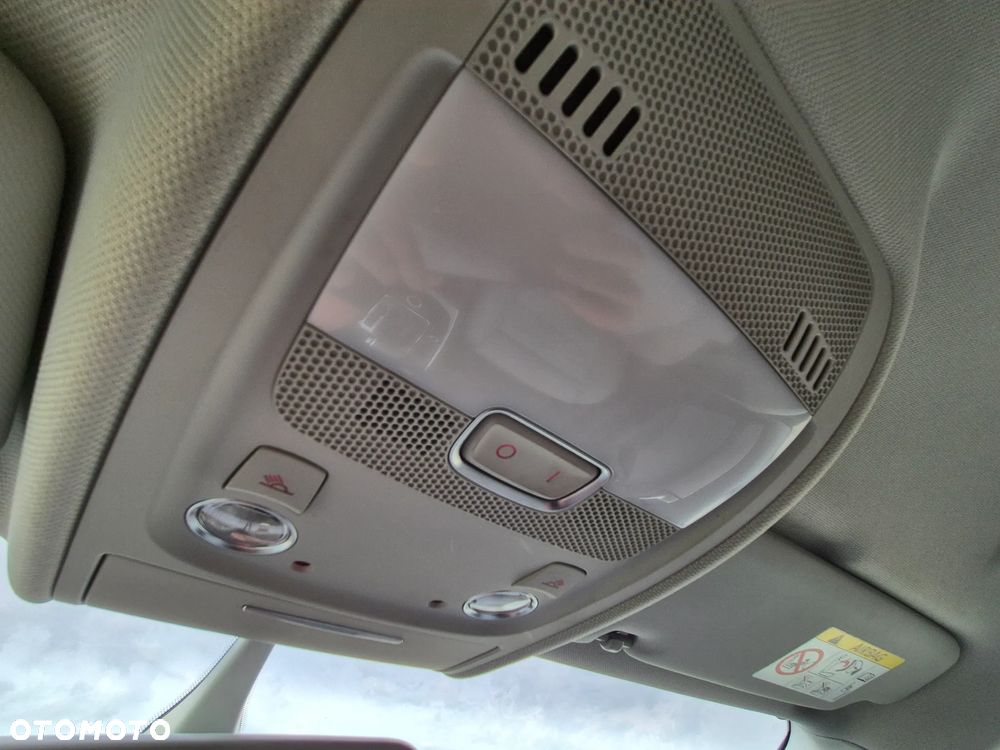 Audi A4 Avant 3.0 TDI Quattro S tronic - 35