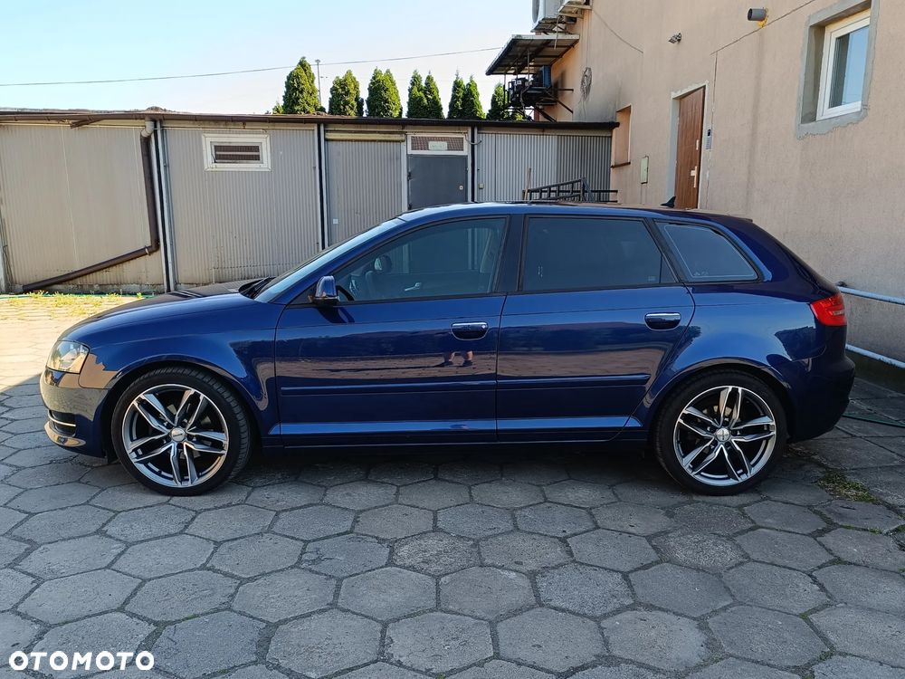 Audi A3 Sportback 1.6 TDI DPF Ambition - 3