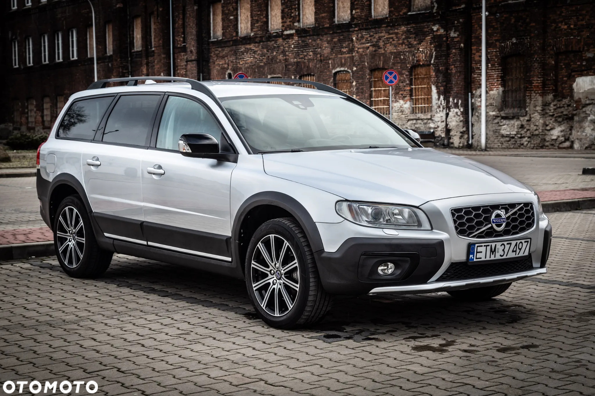 Volvo XC 70 D4 Geartronic Linje Svart - 3