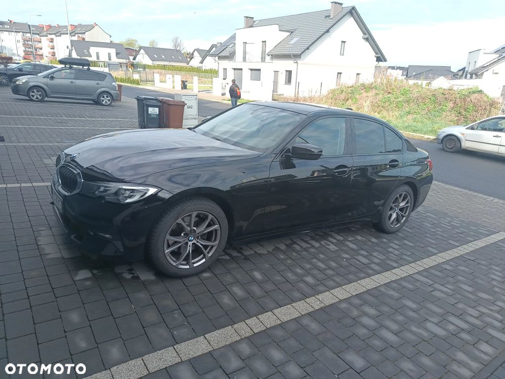 BMW Seria 3 320i Sport Line - 8